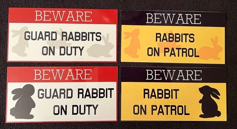 Small Metal Rabbit Signs