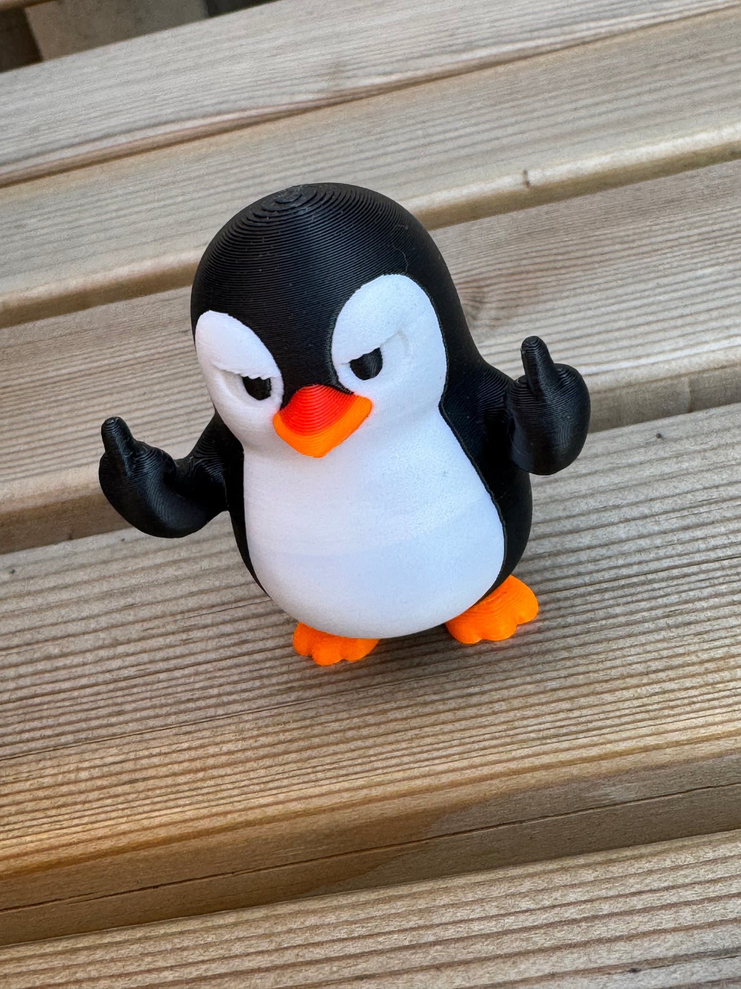 Penguin - fingers up