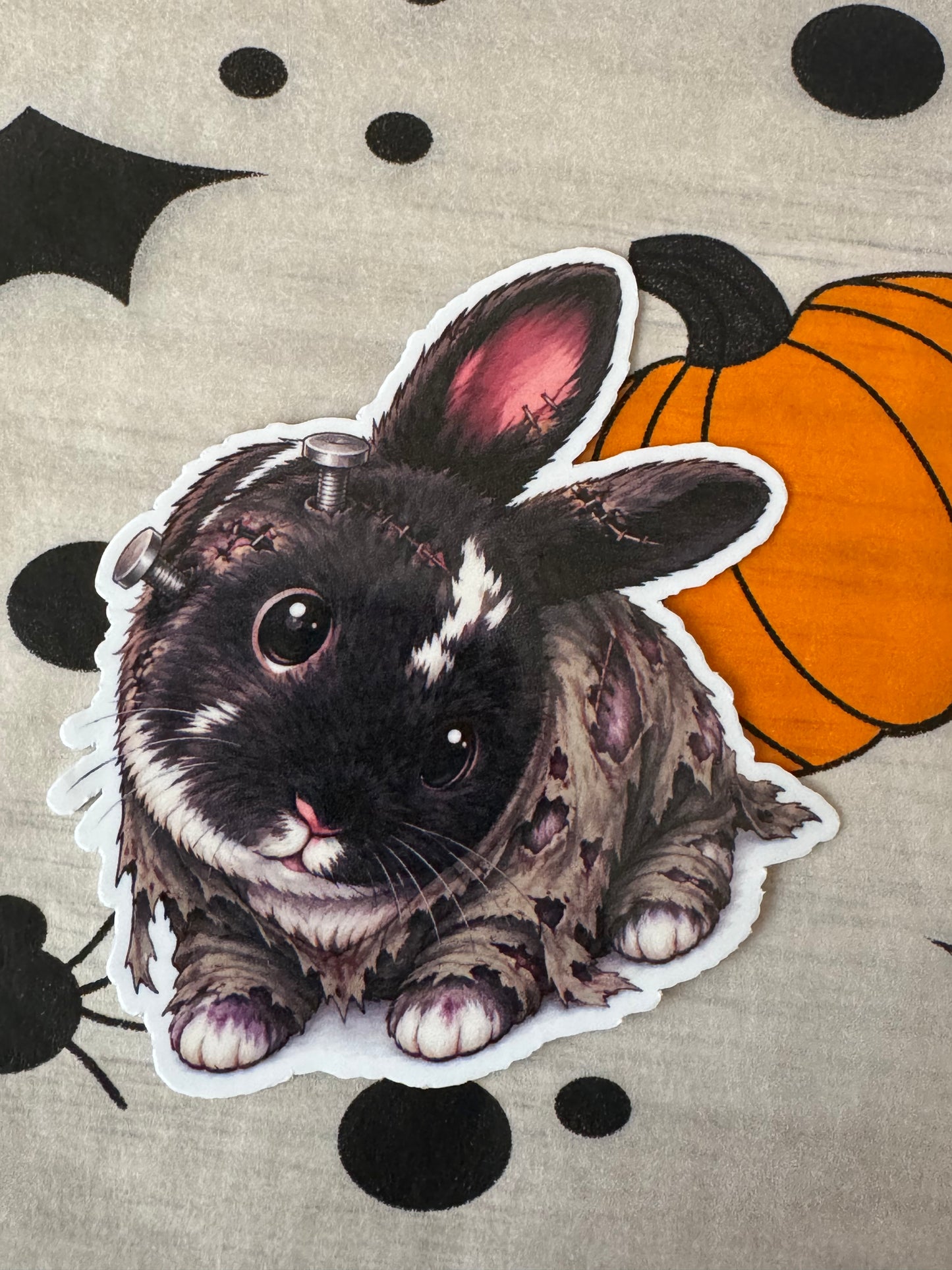 Spooky Buns - Larry - Zombie